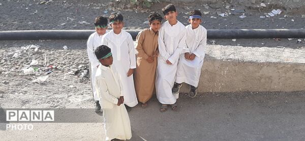 حرکت نمادین کاروان امام حسین (ع) به همت هیئت فاطمیون در میناب