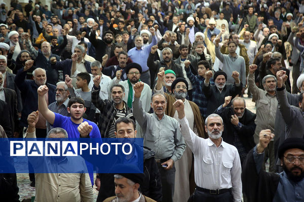 مراسم بزرگداشت شهدای اغتشاشات دیماه در قم