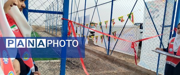 افتتاحیه چمن مصنوعی زمین فوتبال در شهرستان مه ولات