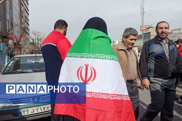 خروش مردمی در خیابان‌های رباط‌کریم در 22بهمن