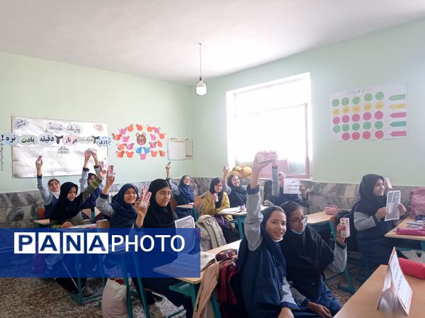 آغاز توزیع شیر در مدرسه شهید خاقانی شهرستان شیروان