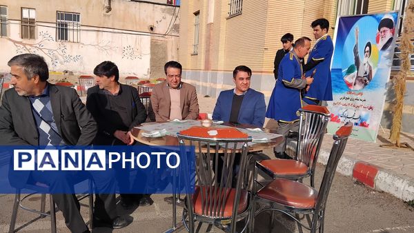 جشن بزرگ دانش‌آموزی فجر انقلاب اسلامی  در اهر