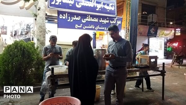 موکب شهید مصطفی صدر زاده در نود و نهمین  شب از اجتماعات 
