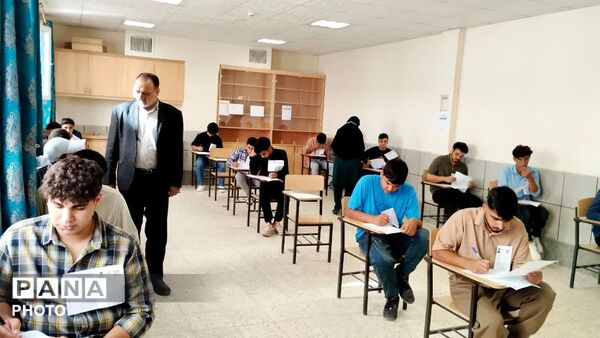 بازدید مدیر آموزش و پرورش شهرستان کلات از حوزه محل های برگزاری امتحانات نهایی 