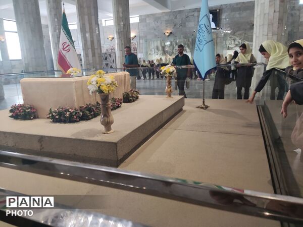 اردوی علمی ، پژوهشی  دبستان پژوهش ناحیه ۳ مشهد