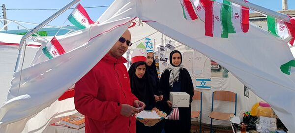 مدرسه انقلاب‌، تجلی‌گر آرمان ملت ایران