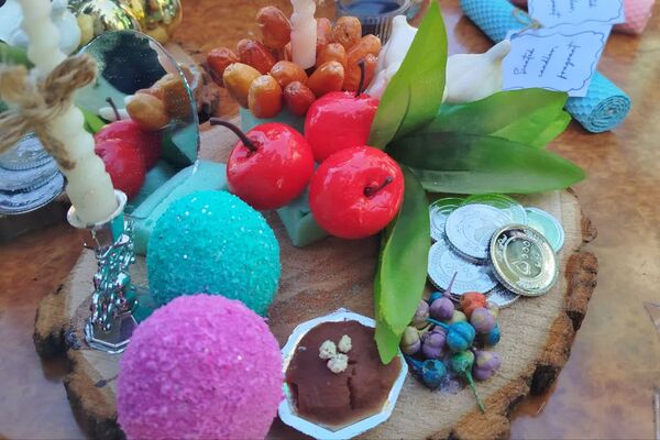 بازارچه نوروزی در هنرستان مرضیه 