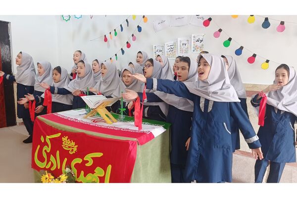 جشن نیمه شعبان در مدرسه شهید اسماعیلی عقدا پردیس 