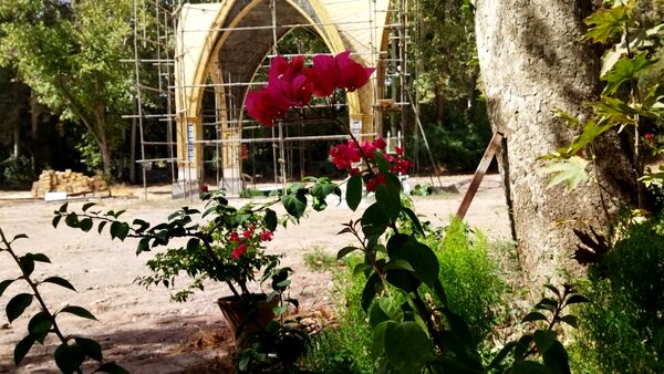 ادای احترام دانش آموزان پایه دهم  دبیرستان شاهد ابوذر غفاری به مقام شامخ شهدا