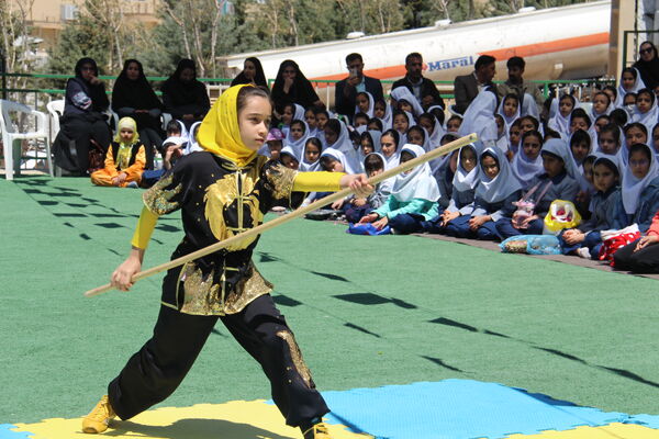 المپیاد ورزشی در دبستان غیرانتفاعی امام صادق(ع) شهرکرد