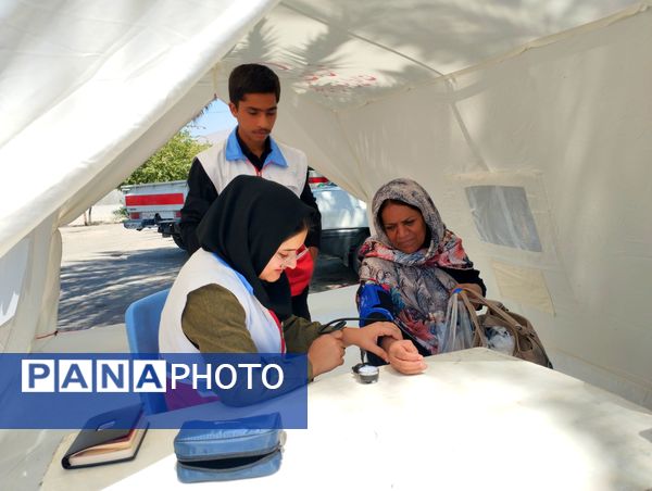 پیاده‌روی دلدادگان جامانده از کربلا در حاجی‌آباد