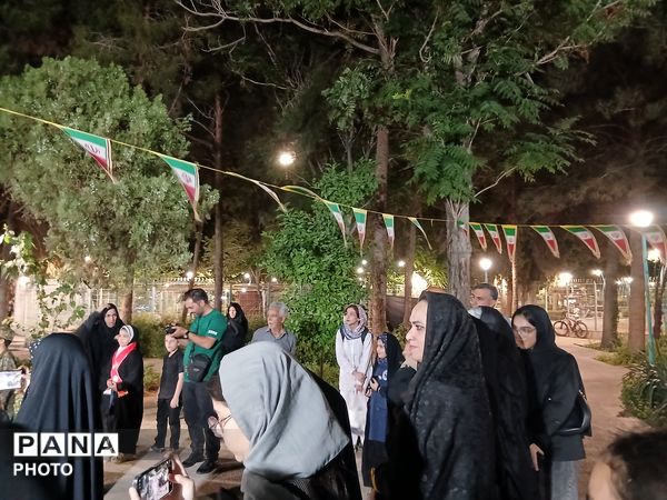 غرفه «باانرژی‌ها» ؛ مسئولیت‌پذیری و مشارکت اجتماعی