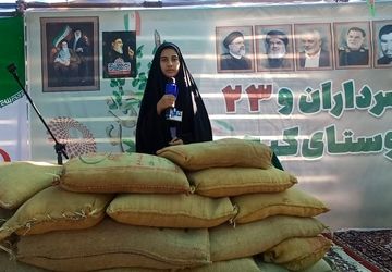 محفلی سراسر نور با هدف زنده نگه داشتن یاد و خاطره شهدا