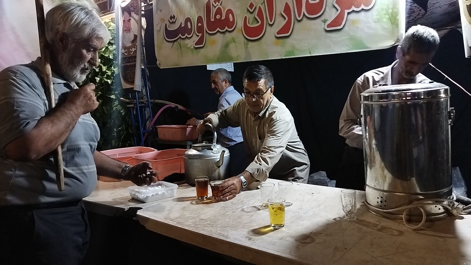 موکب سرداران مقاومت میزبان سنگربان نیشابوری برای هشتادمین شب 