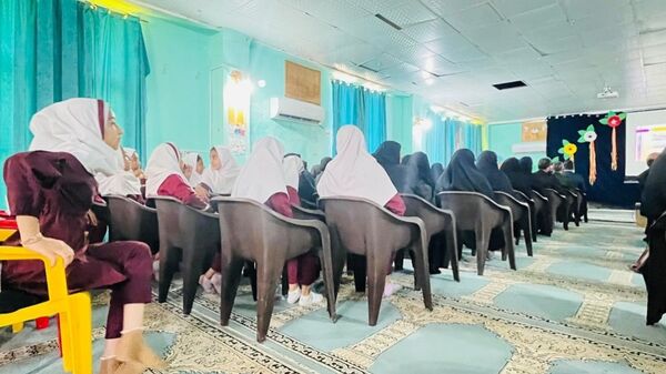 مراسم بزرگداشت مقام معلم در جزیره هرمز