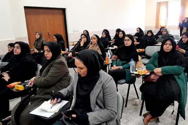 همایش فصلی مدیران مدارس فشافویه با تأکید بر قانون مداری، ارتقای کیفیت آموزشی و سلامت دانش آموزان 