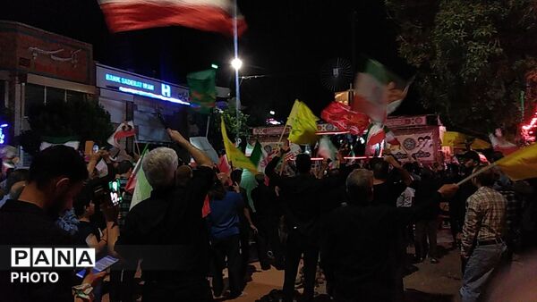 آیین عزاداری و نماز استغاثه به یاد رهبر امت اسلام در حسینیه امام خمینی 