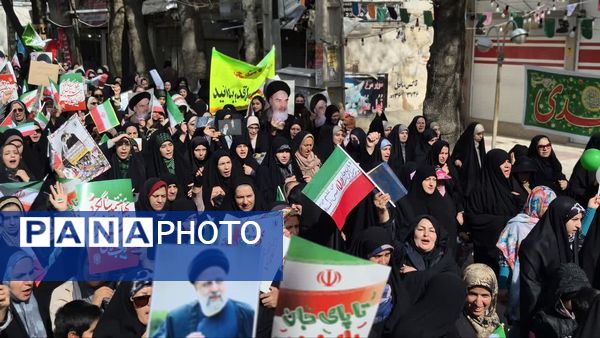 حضور پرشور مردم سپیدان در راهپیمایی ۲۲ بهمن