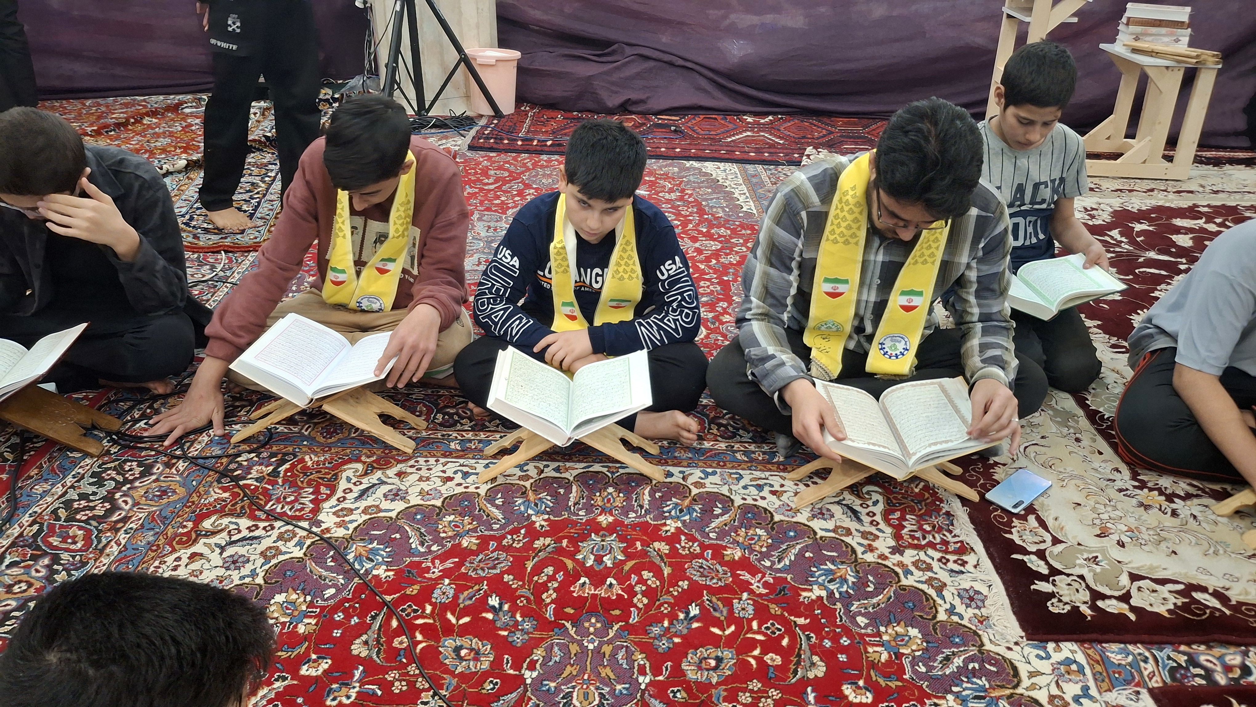 اعتکاف دانش‌‌آموزی شهرستان میناب 