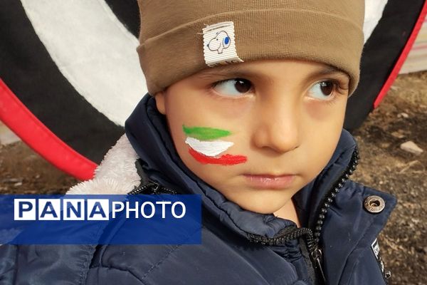 تولد چهل‌وهفت سالگی انقلاب‌اسلامی‌ایران در شهرستان اسلامشهر با مشارکت هزاران نفر از اقشار مختلف