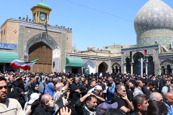 وداع با پیکر مطهر شهید حسین امیرعبدالهیان در شهرستان ری