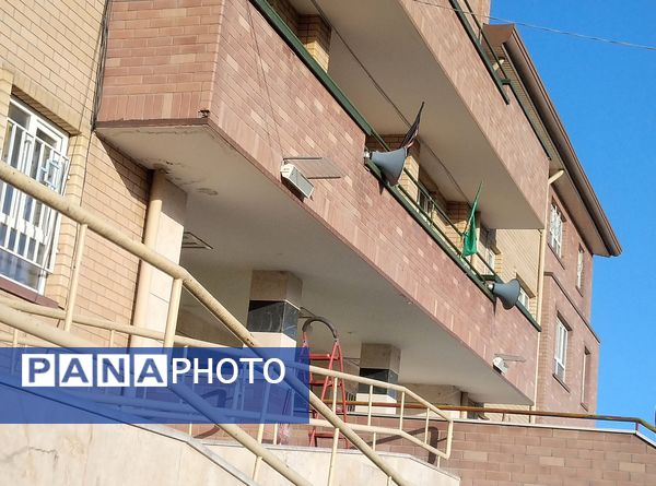 دبستان شقایق‌ها در بخش صفادشت با تجهیز و زیباسازی مدرسه به استقبال ماه مهر رفت