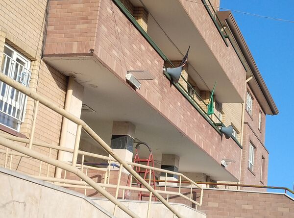 دبستان شقایق‌ها در بخش صفادشت با تجهیز و زیباسازی مدرسه به استقبال ماه مهر رفت