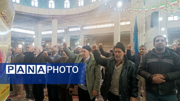 نماز عبادی و سیاسی جمعه در اولین روز از دهه فجر در نیشابور 