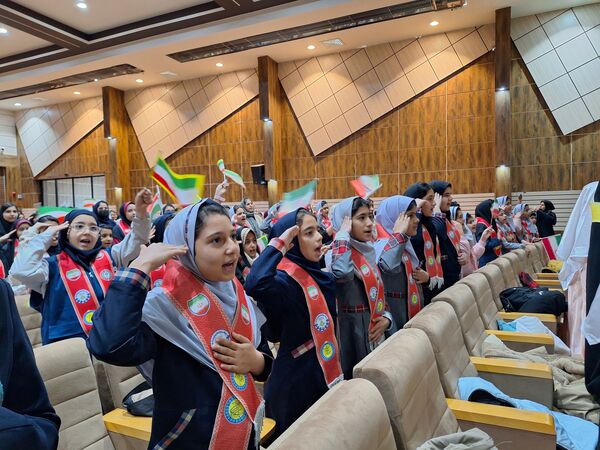 جشن یاوران انقلاب در تربت حیدریه 