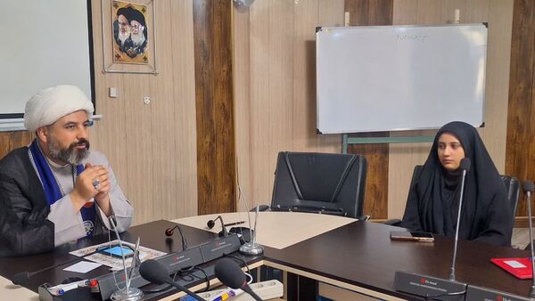 نشست گروه رسانه و فضای مجازی سازمان دانش‌آموزی استان البرز