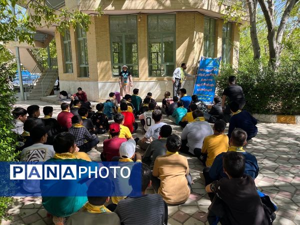 پیش اردوی شهرستانی دانش‌آموزان پیشتاز ناحیه یک شهرکرد