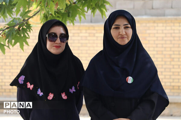 آموزش مهارت‌های امداد و نجات و کمک‌های اولیه به دانش‌آموزان بهار اندیشه شهرآوا