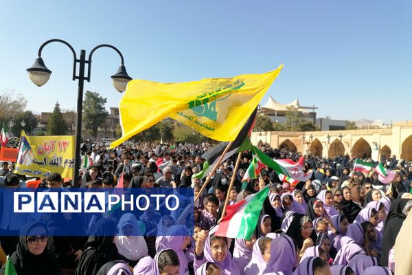 قدرت نمایی ایران با راهپیمایی 13 آبان 