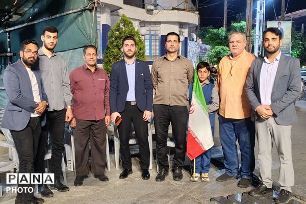 برنامه‌های متنوع فرهنگی دبستان پسرانه قدس ۱ در غرفه شهدای دانش‌آموز ورامین