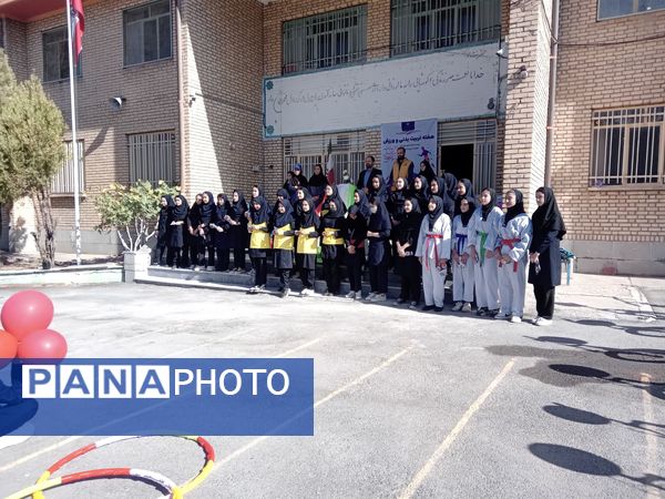 برگزاری المپیاد ورزشی در دبیرستان سرهنگ غفوری شهرستان تفرش