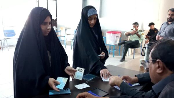 حضور حماسی مردم شهرستان مارگون در انتخابات ریاست‌جمهوری