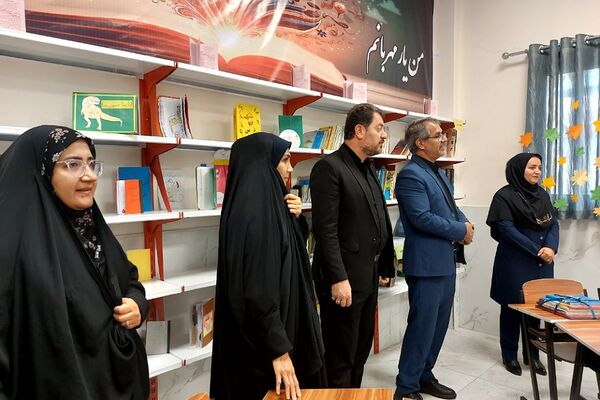 افتتاح کتابخانه دبستان شهید سلیمی جهرمی کهریزک 