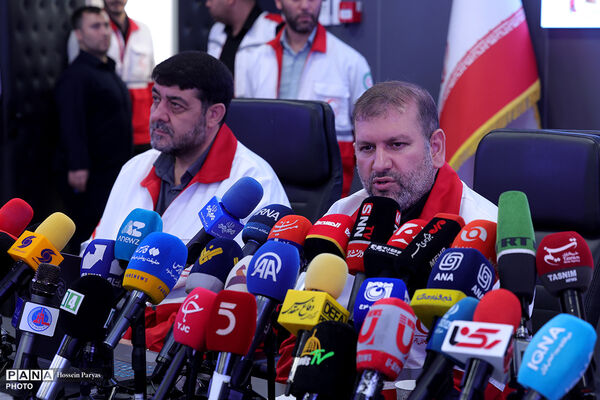 نشست خبری سالانه رئیس جمعیت هلال‌احمر