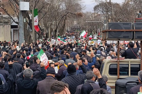 کرمانشاه پرشکوه  در جشن ۲۲ بهمن 