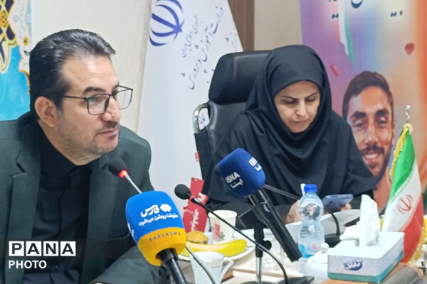 نشست خبری مدیرکل آموزش پرورش خراسان شمالی به مناسبت هفته معلم 