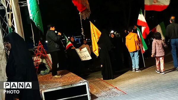 نوجوان کنشگر‌، قهرمان آینده