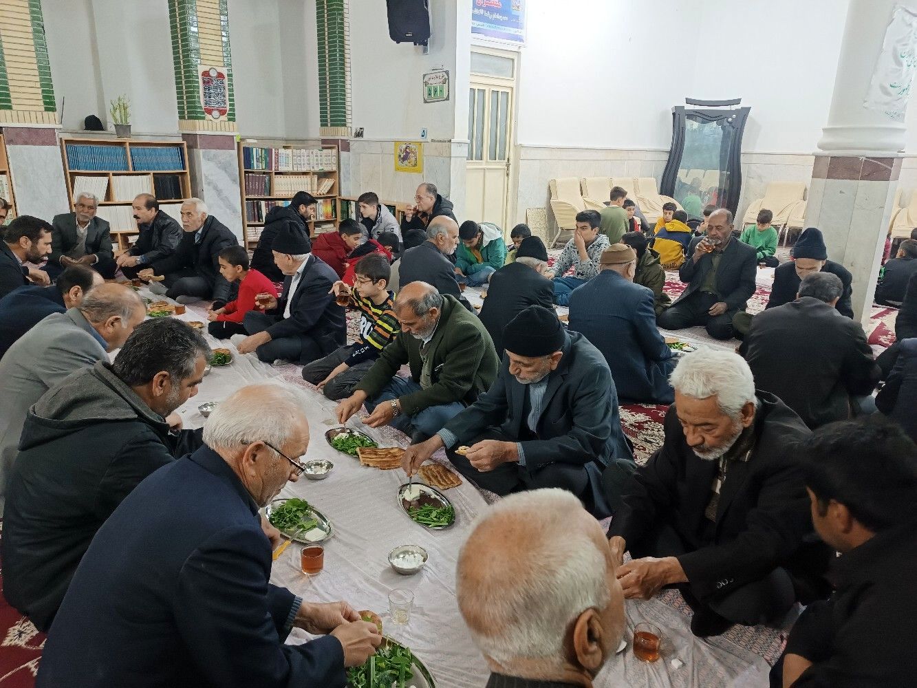 سفره های افطار ساده در کاشمر