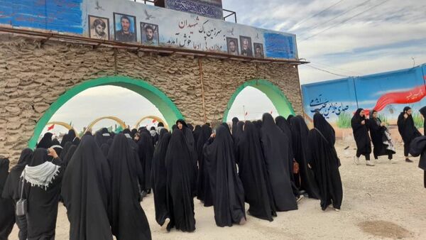 دانش‌آموزان شهرستان‌های جنوبی کرمان در سفر به اهواز از یادمان‌های دفاع مقدس
