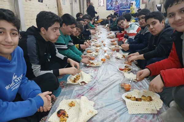 اردوی شبانه در دبیرستان استعداد درخشان شهید بهشتی ناحیه 2 شهرری 