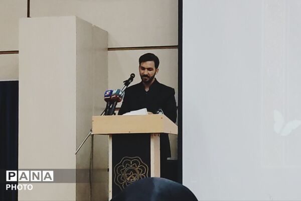 عصر شعر غدیر نصیرشهر با حضور شاعران کشور