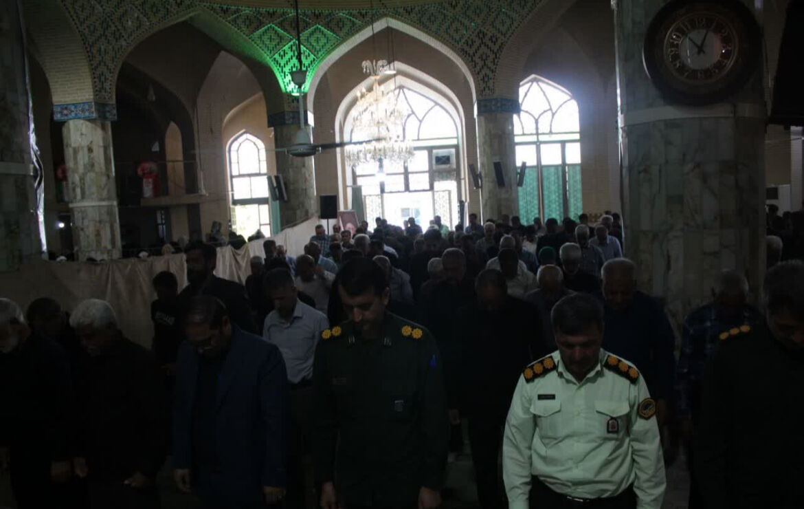 آیین عبادی و سیاسی نماز جمعه در خاتم