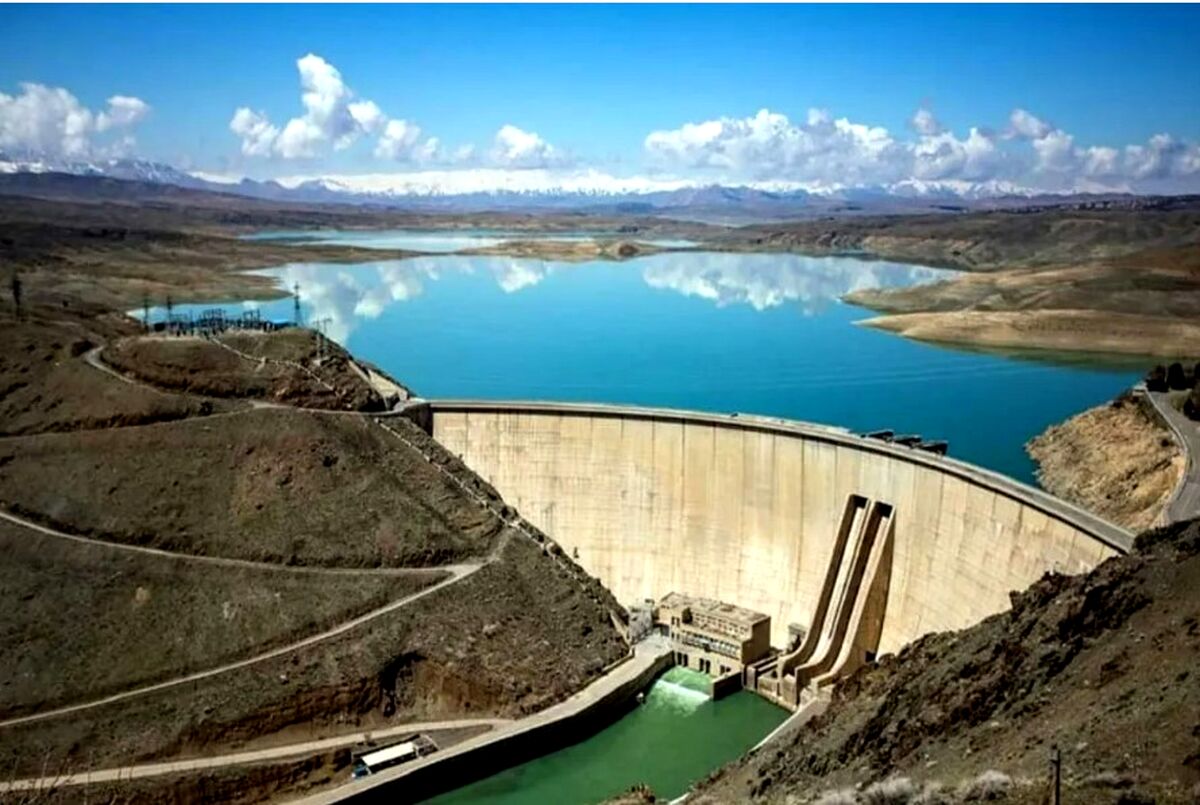 نقش ماندگار «شرکت آب‌ و نیرو» در خدمت‌رسانی به مردم سردشت