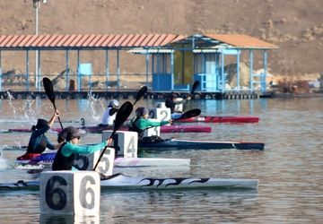 آغاز لیگ قایقرانی آب‌های آرام در دریاچه آزادی