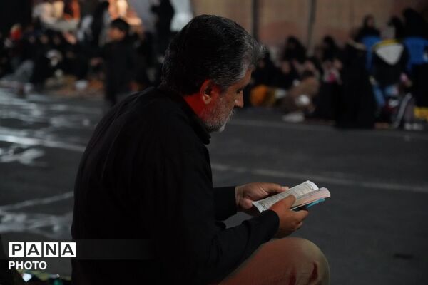 احیای شب بیست و یکم ماه مبارک رمضان در بم