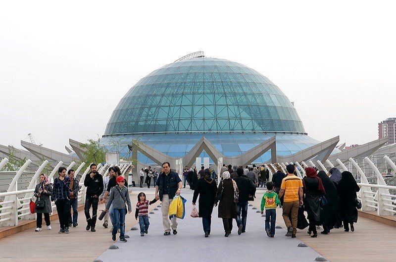 کنسرت‌های مردمی «شب‌های لبخند» در منطقه فرهنگی و گردشگری عباس‌آباد برگزار می‌شود